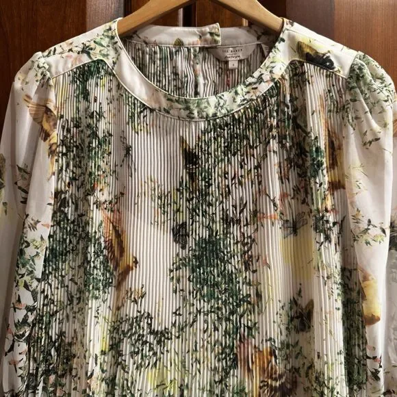 TED BAKER Women’s Dancing Leaves Sheer Pleated 3/4 Sleeved Blouse Sz US 10/L NWT - Picture 5 of 16